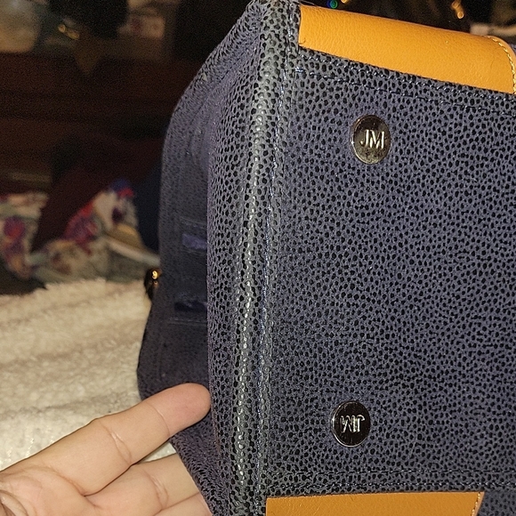 Black and Tan Satchel with Structured Shape and Sturdy Material - Picture 10 of 12